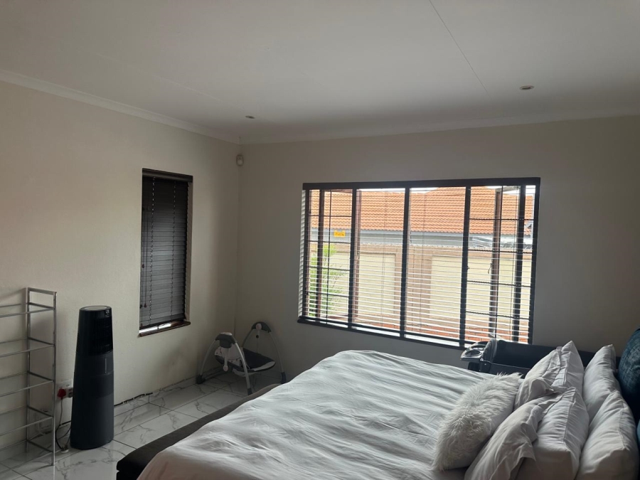 To Let 3 Bedroom Property for Rent in Safari Gardens North West